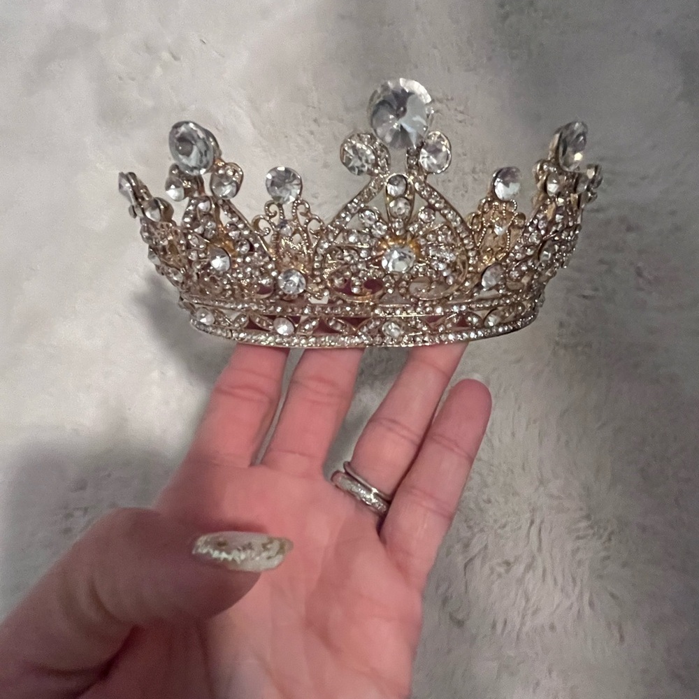 Elegant Gold and Silver Crystal Tiara